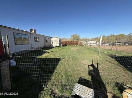 577 E 6th Avenue, Sun Valley, NV 89433 Photo