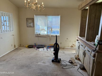 577 E 6th Avenue, Sun Valley, NV 89433 Photo