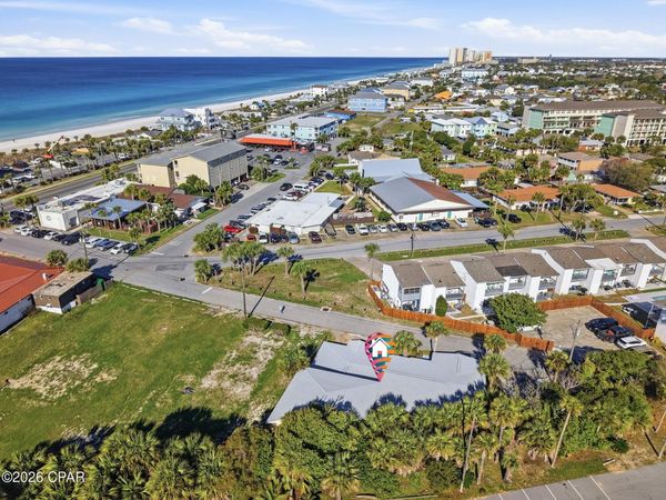 629 Laurel Court , Panama City Beach, FL 32407