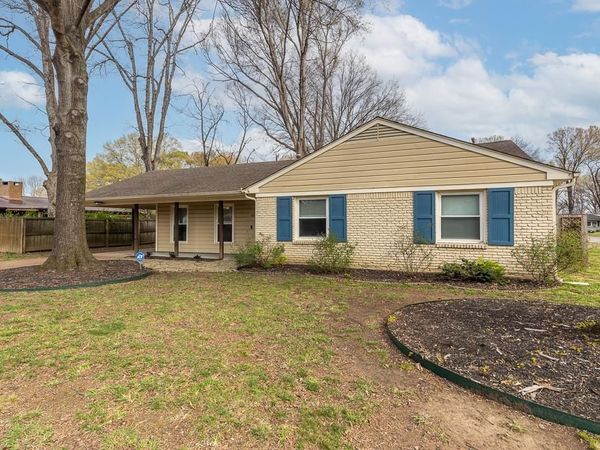 5112 WHITECLIFF DR, Memphis, TN 38117