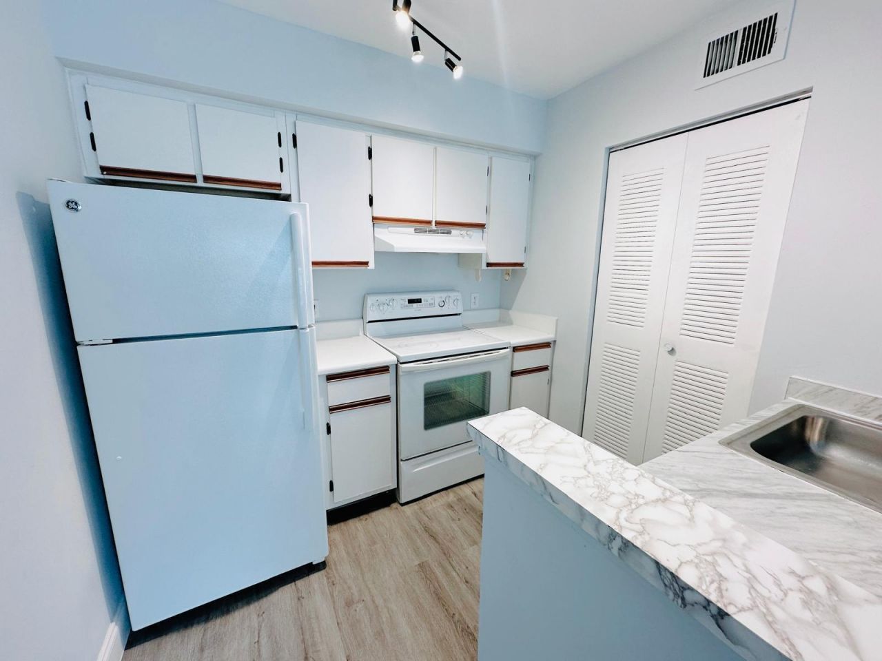 540 S Park Road, Hollywood, FL 33021 Photo