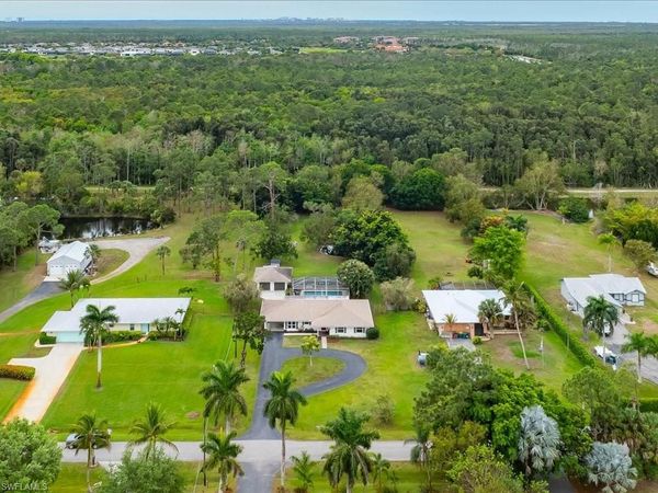 5272 Myrtle LN, NAPLES, FL 34113