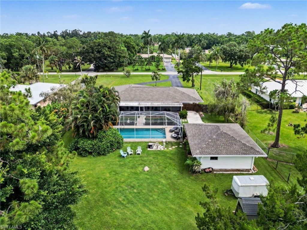 5272 Myrtle Ln, Naples, FL 34113 Photo