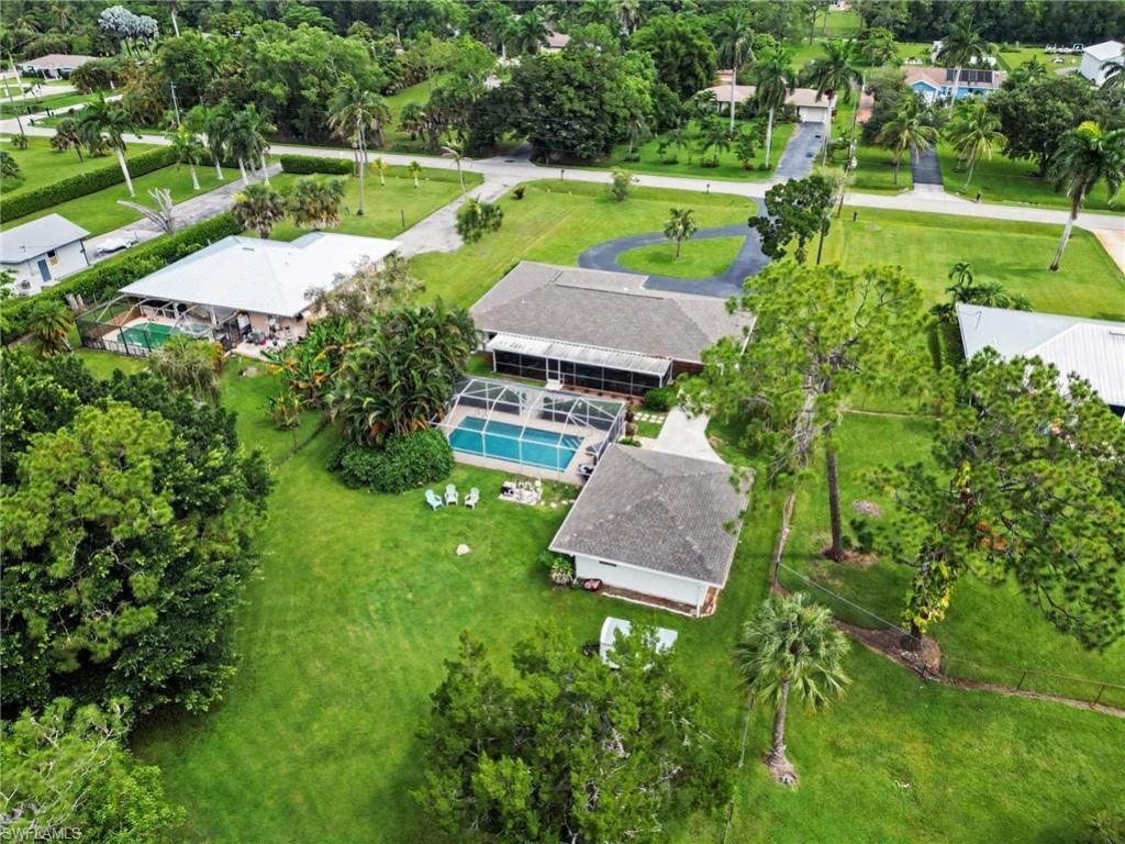 5272 Myrtle Ln, Naples, FL 34113 Photo