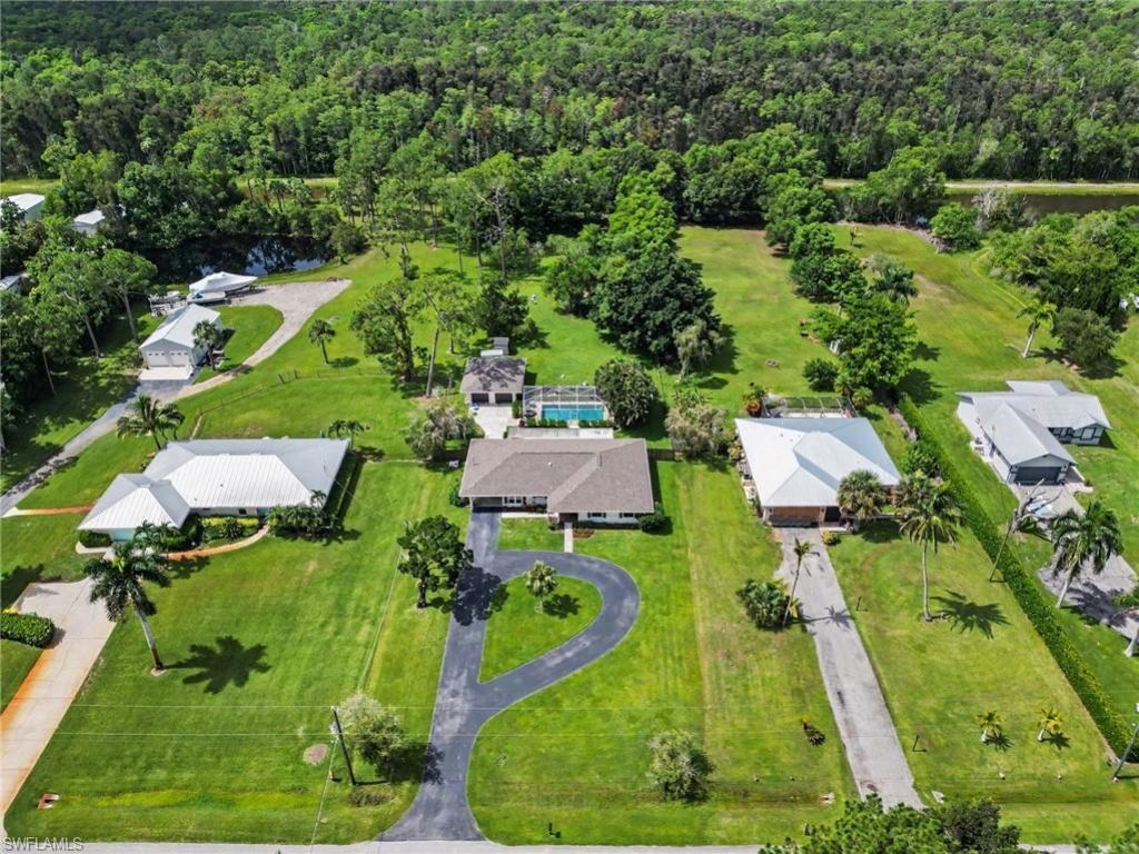 5272 Myrtle Ln, Naples, FL 34113 Photo