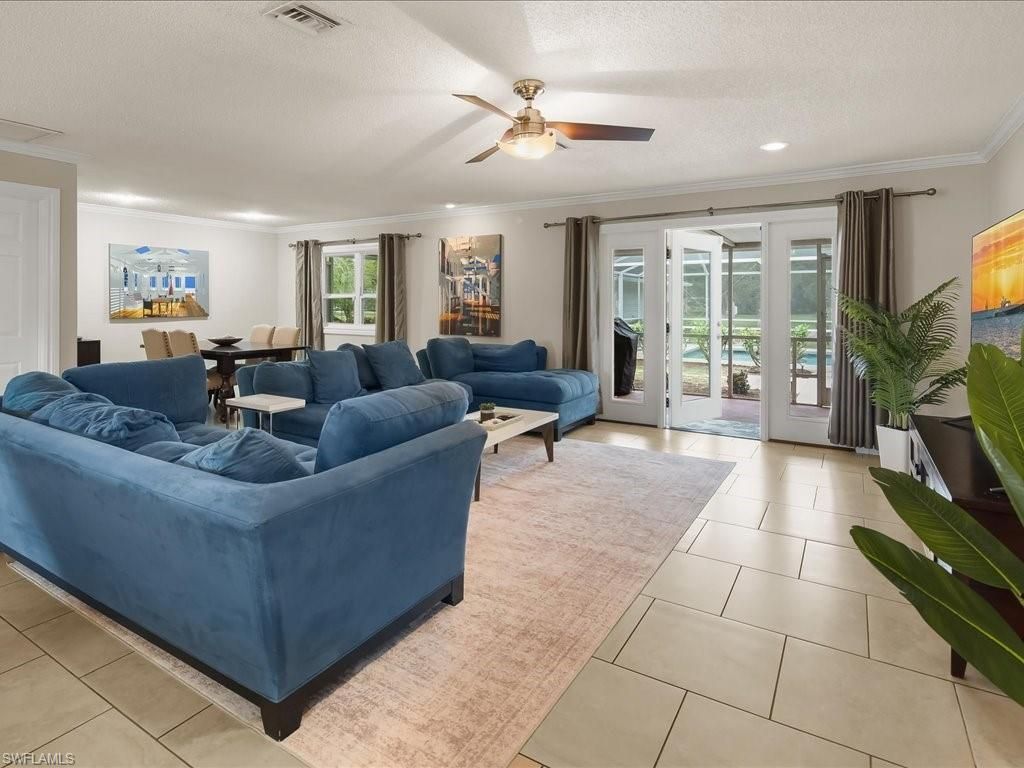 5272 Myrtle Ln, Naples, FL 34113 Photo