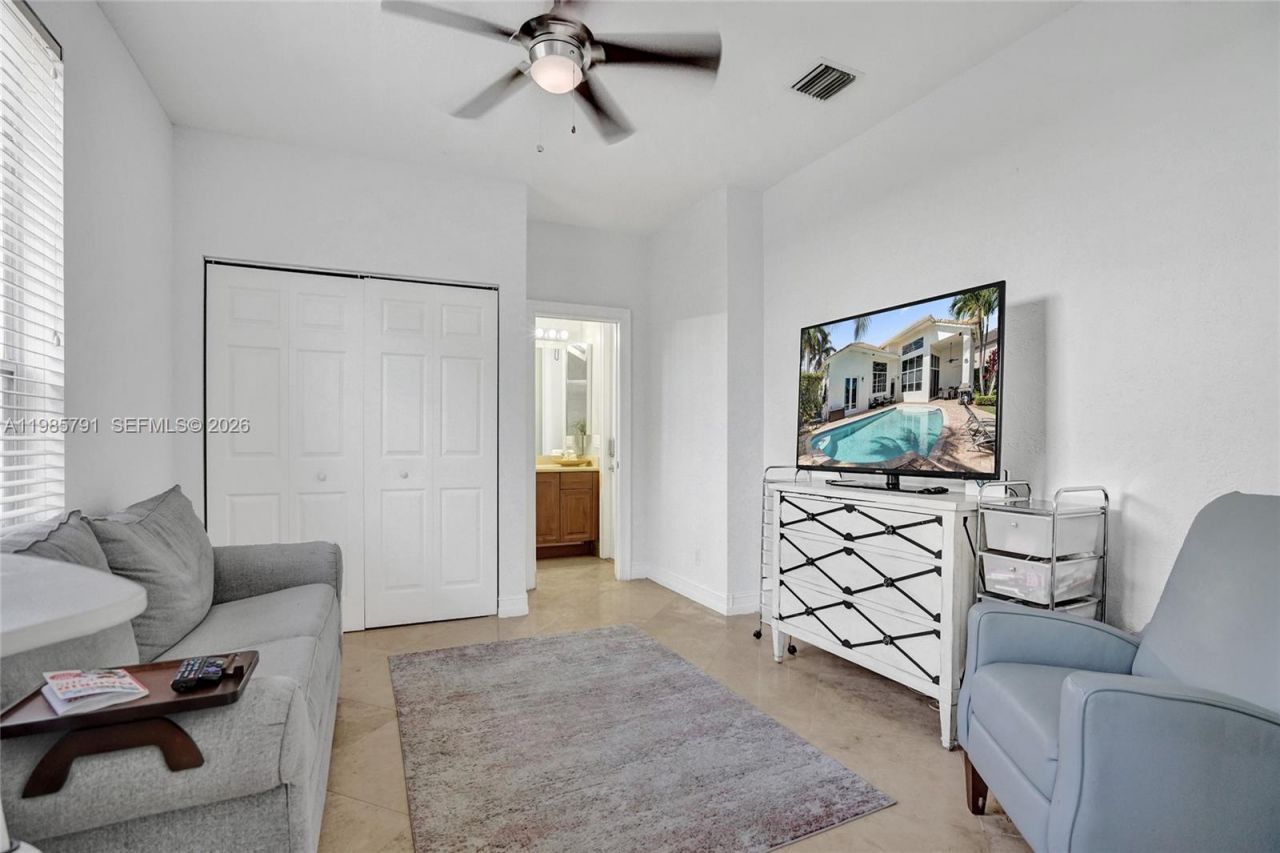 3736 Amelia Island Ln, Davie, FL 33328 Photo