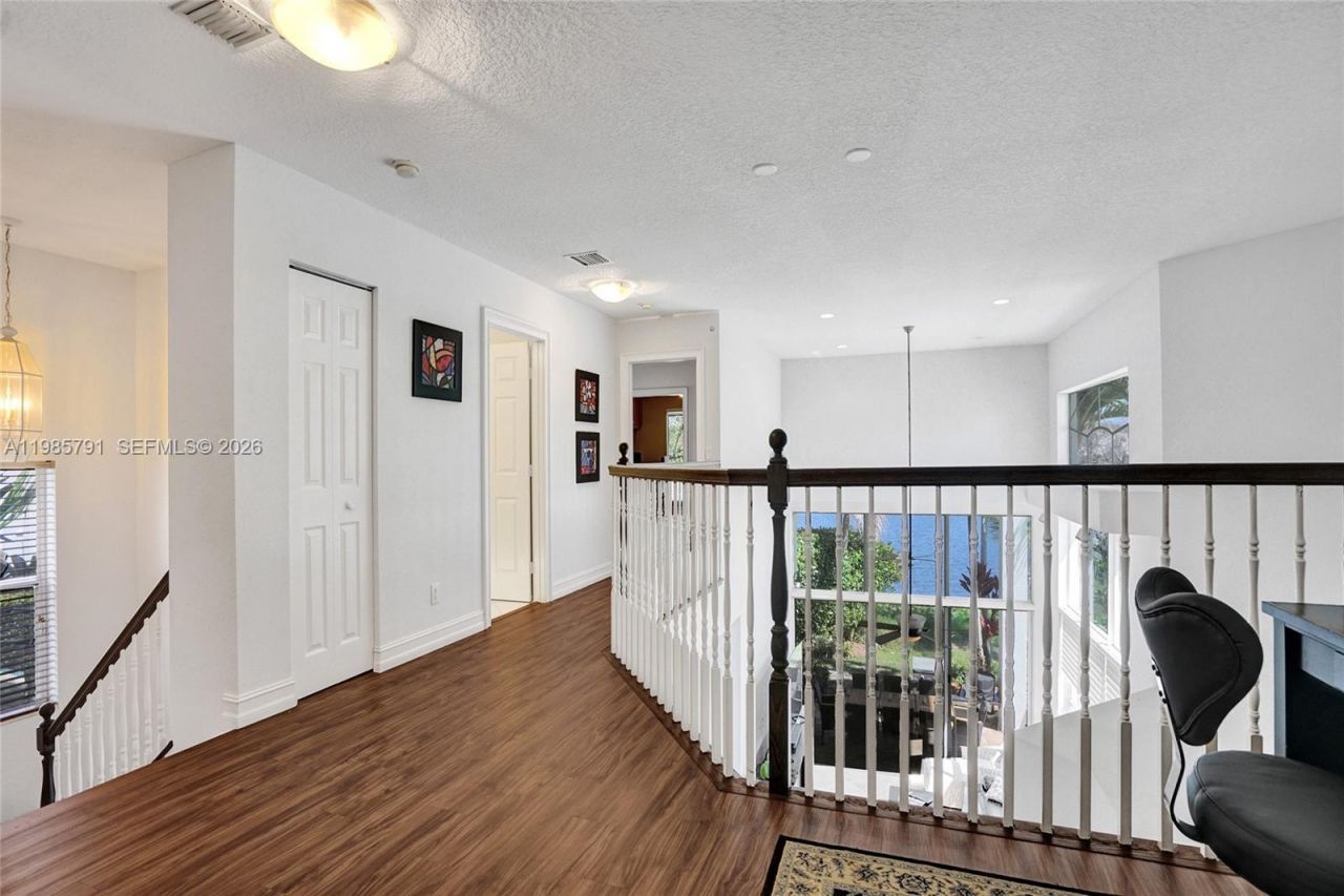 3736 Amelia Island Ln, Davie, FL 33328 Photo