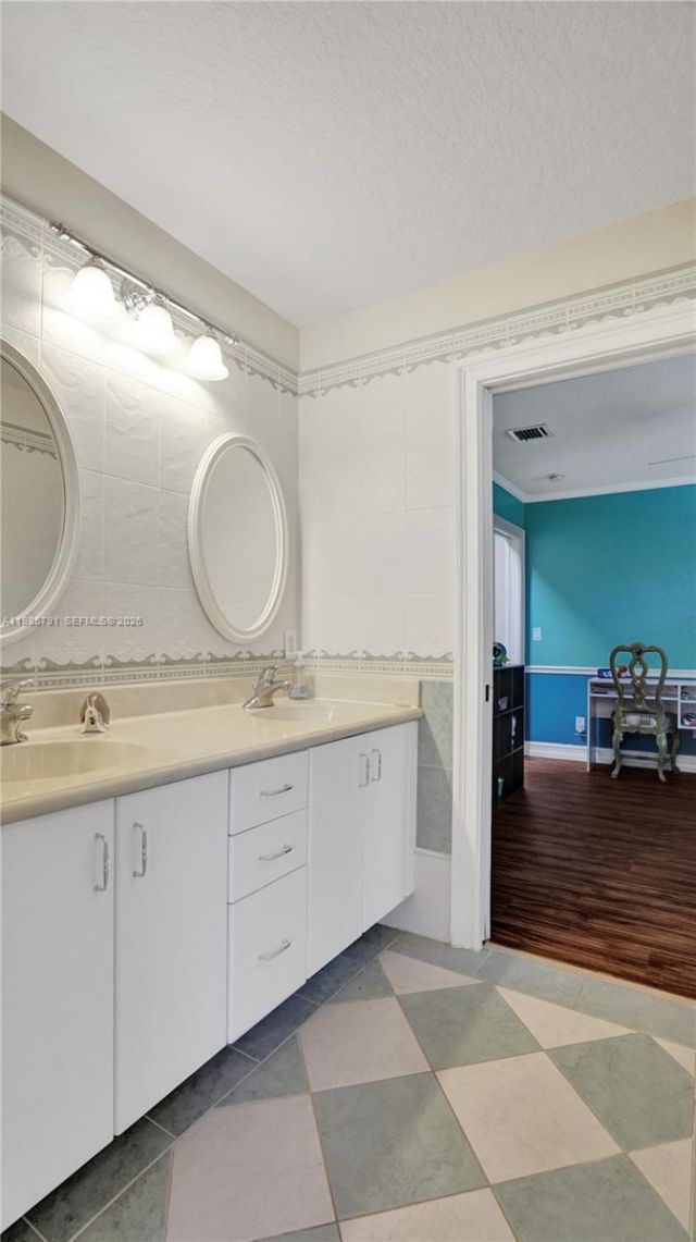 3736 Amelia Island Ln, Davie, FL 33328 Photo