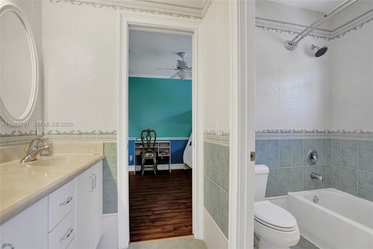 3736 Amelia Island Ln, Davie, FL 33328 Photo