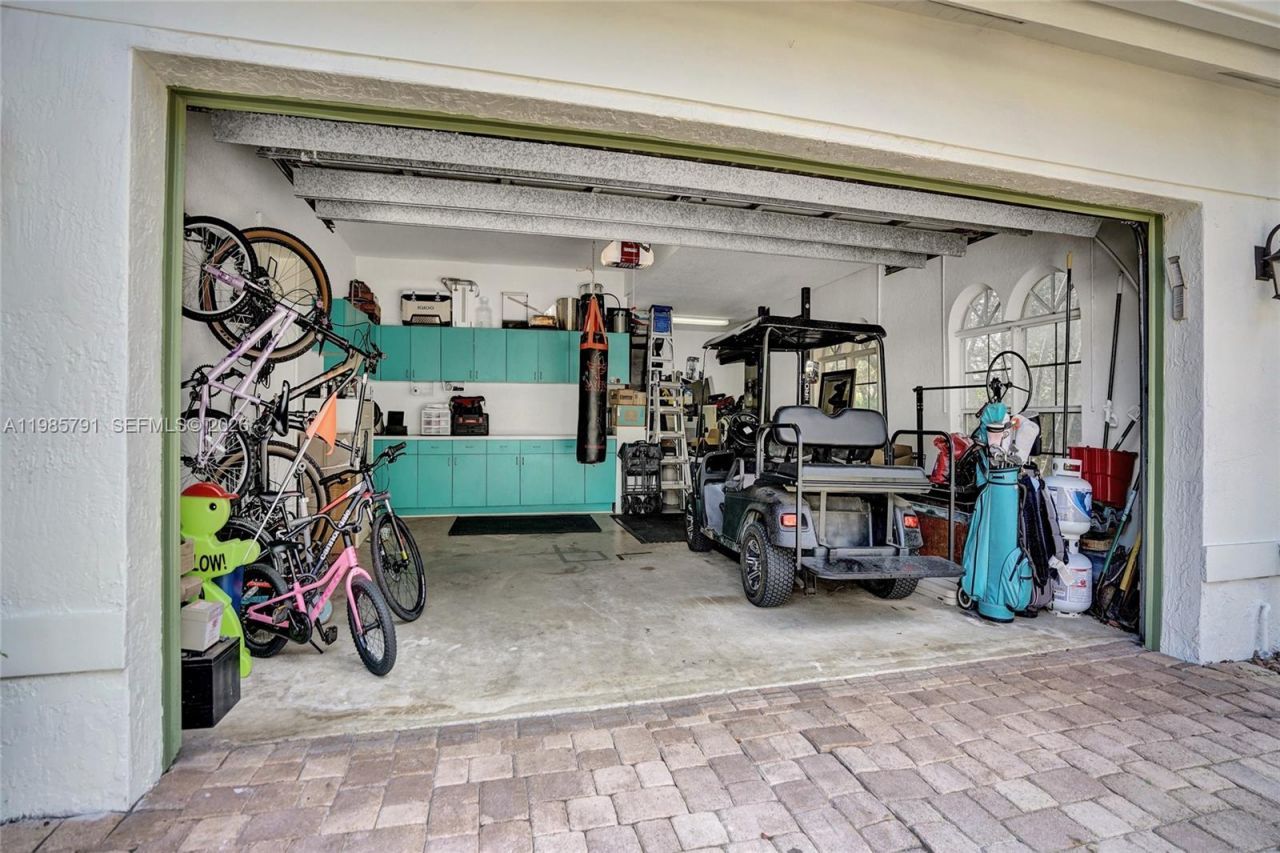 3736 Amelia Island Ln, Davie, FL 33328 Photo