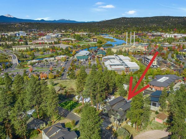 334 SW Roosevelt Avenue, Unit 2, Bend, OR 97702