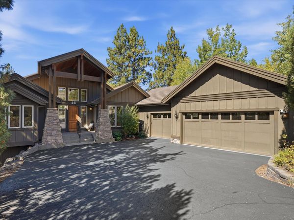 15 SW Quail Butte Place, Bend, OR 97702
