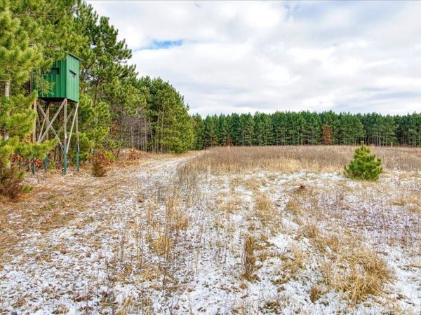 000 CAMBRIDGE ROAD, Sparta, WI 54656