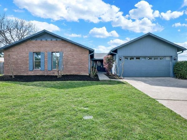 2033 Durham Street, Irving, TX 75062