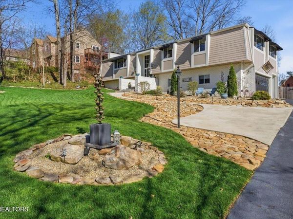 11028 Farragut Hills Blvd, Knoxville, TN 37934