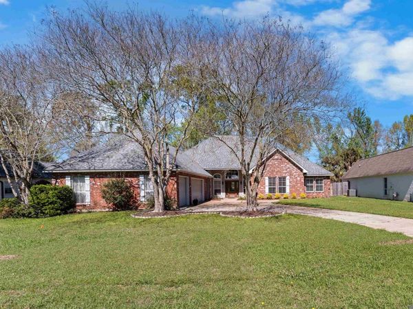 3660 Westervelt Ave, Baton Rouge, LA 70820