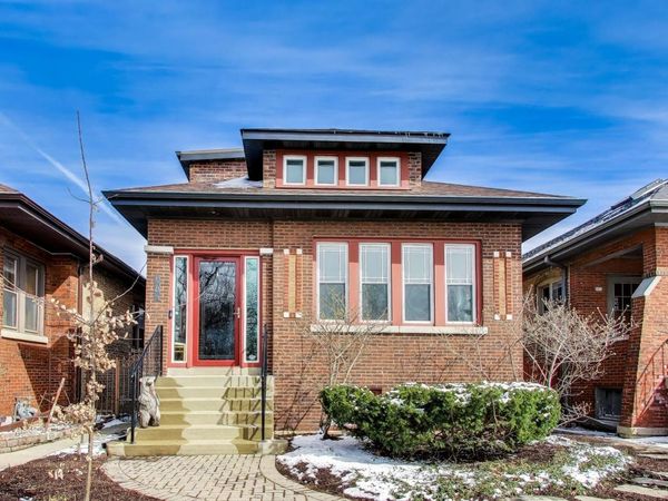 944 N Ridgeland Avenue , Oak Park, IL 60302