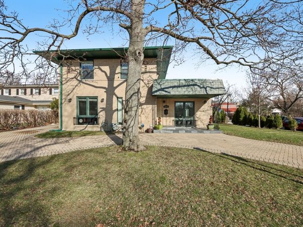 6601 N Trumbull Avenue, Lincolnwood, IL 60712