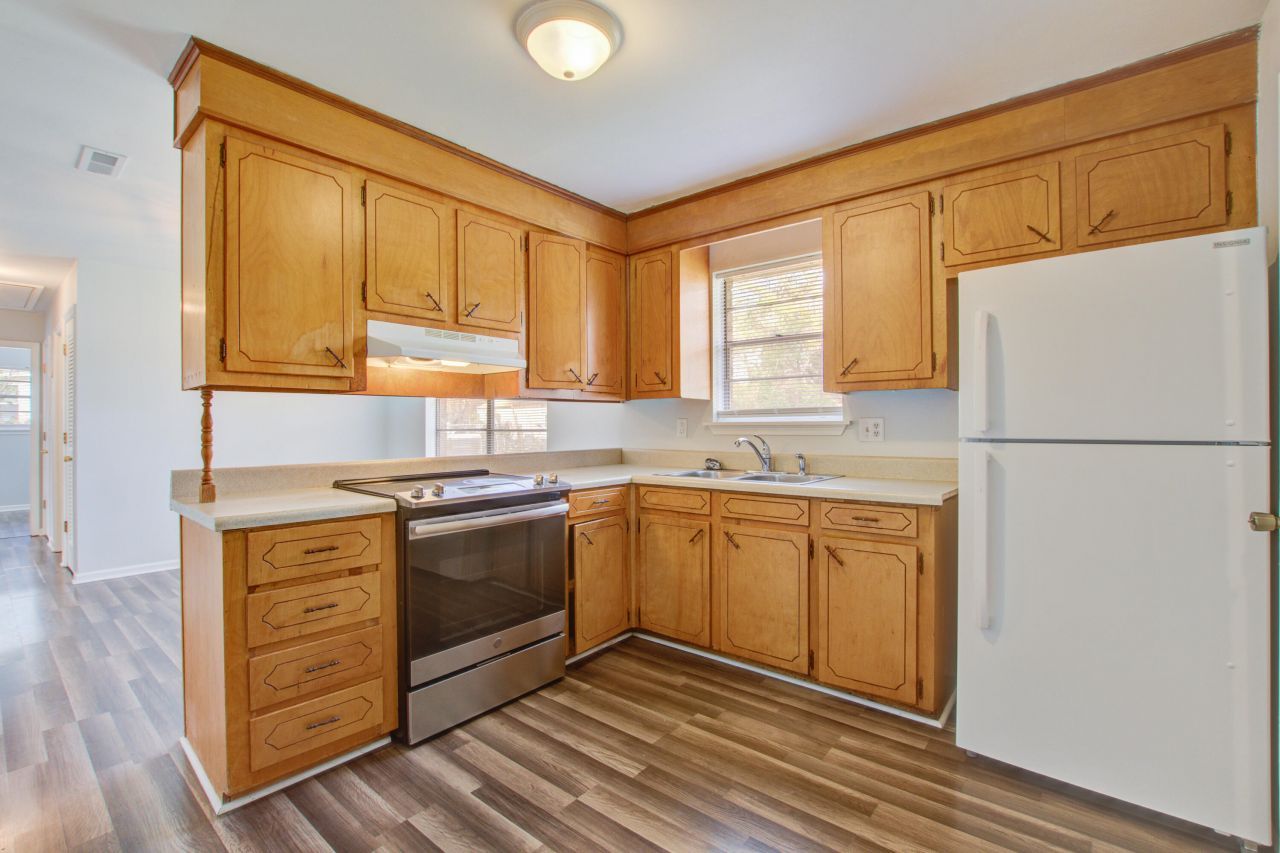 1908 Swift Avenue Photo 14