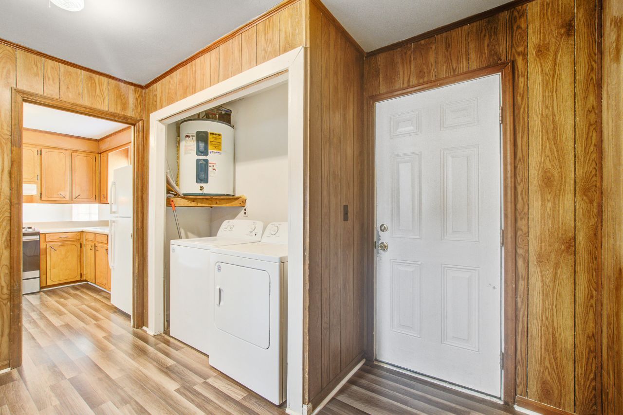 1908 Swift Avenue Photo 19