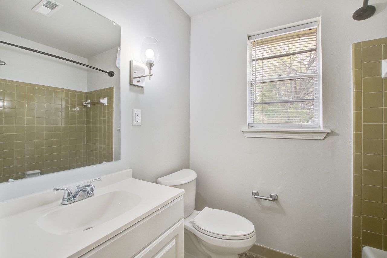 1908 Swift Avenue Photo 26