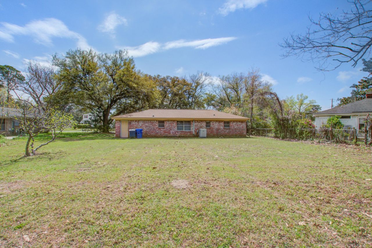 1908 Swift Avenue Photo 29