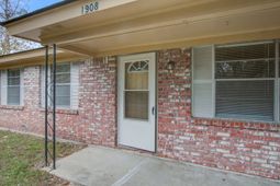 1908 Swift Avenue photo 4