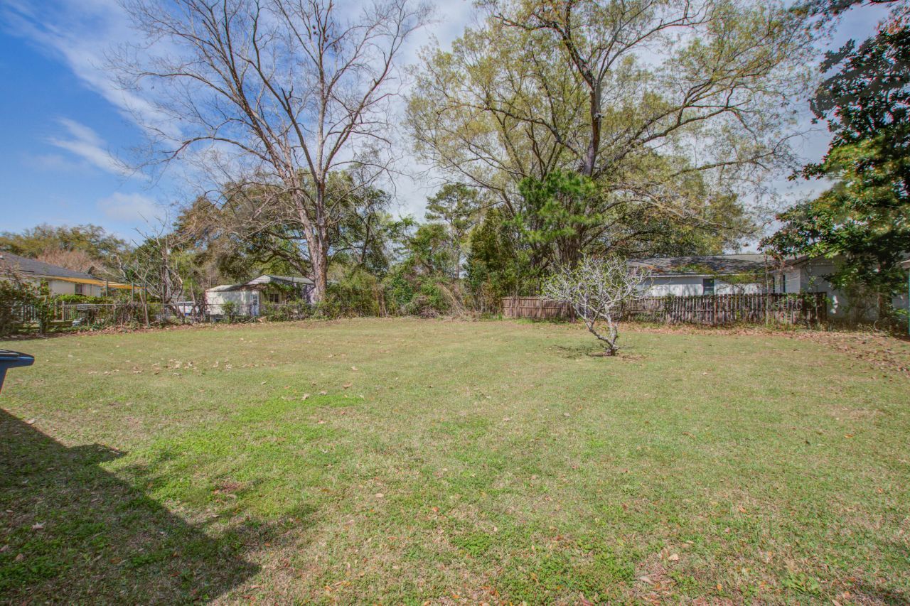 1908 Swift Avenue Photo 33