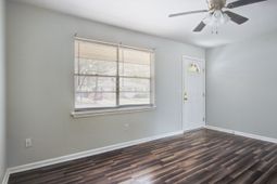 1908 Swift Avenue photo 4