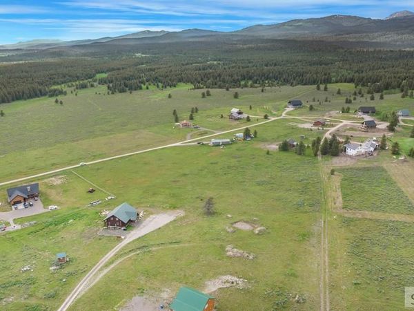 3983 Dirk Drive, ISLAND PARK, ID 83429