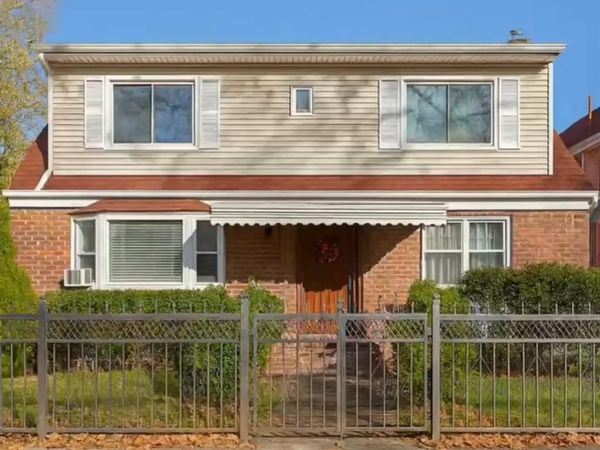 15833 73 Avenue, Fresh Meadows, NY 11366