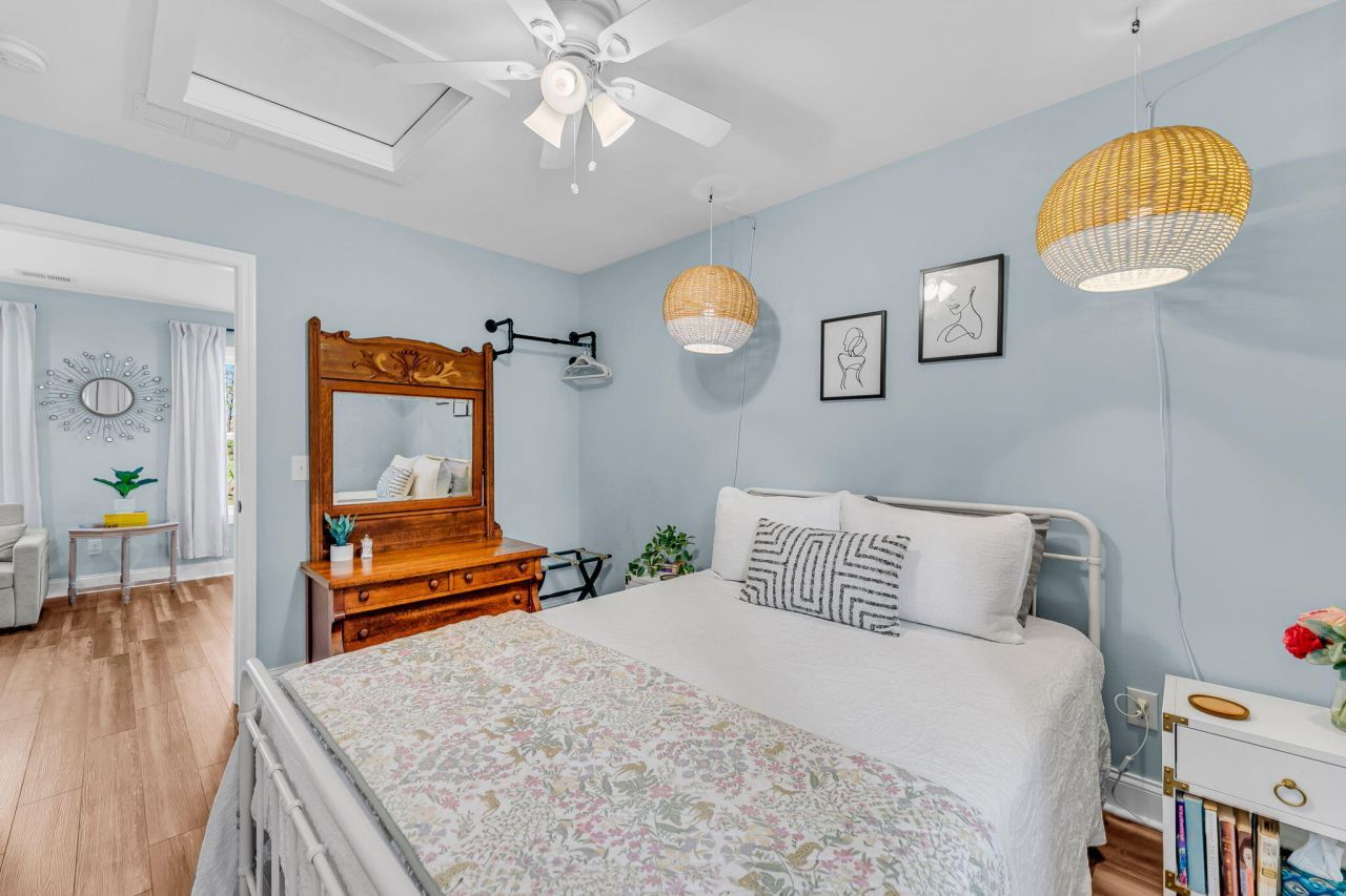 120 White Picket Lane Photo 12