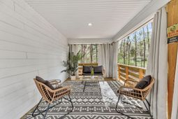 120 White Picket Lane photo 4