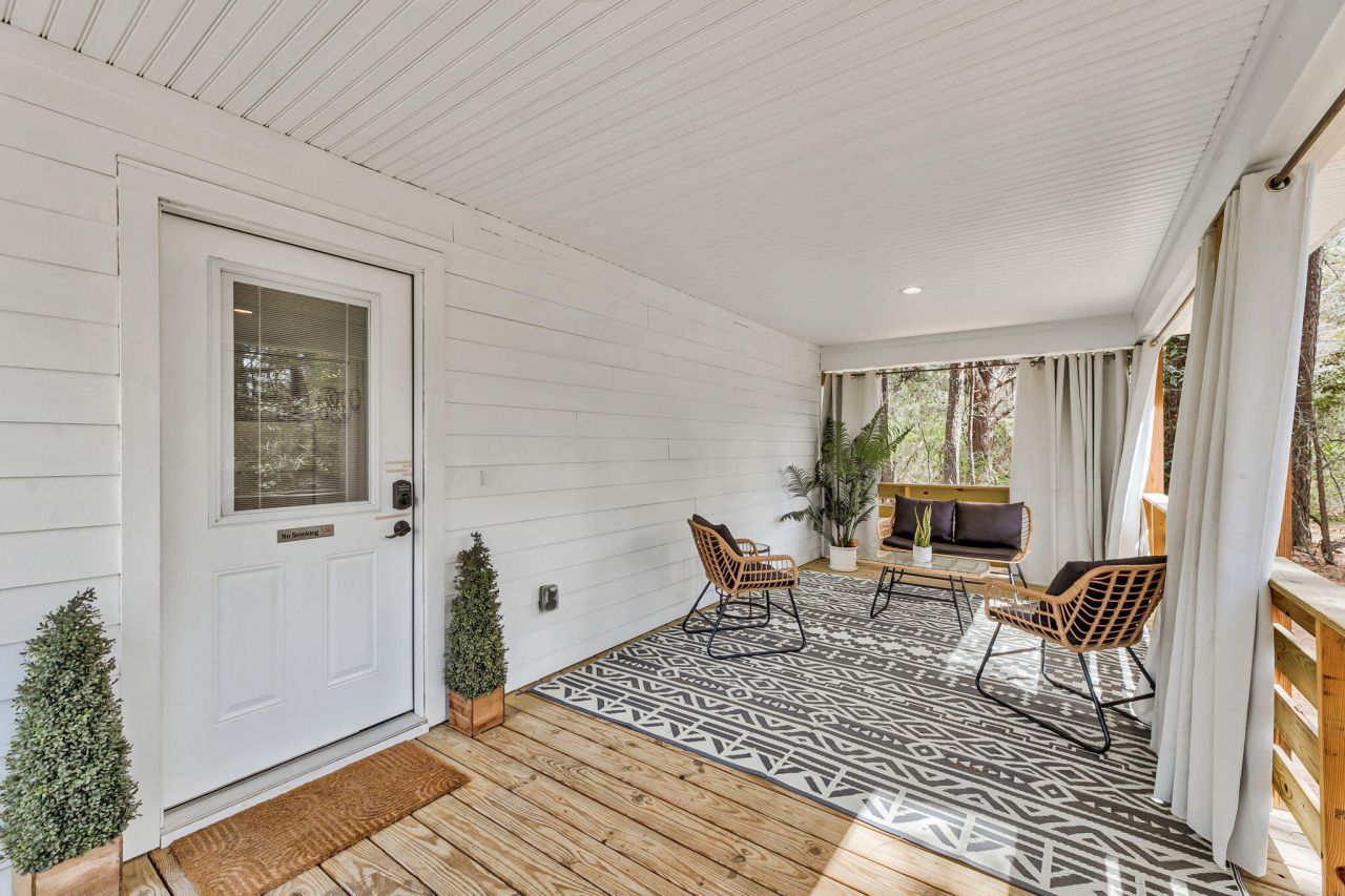 120 White Picket Lane Photo 5