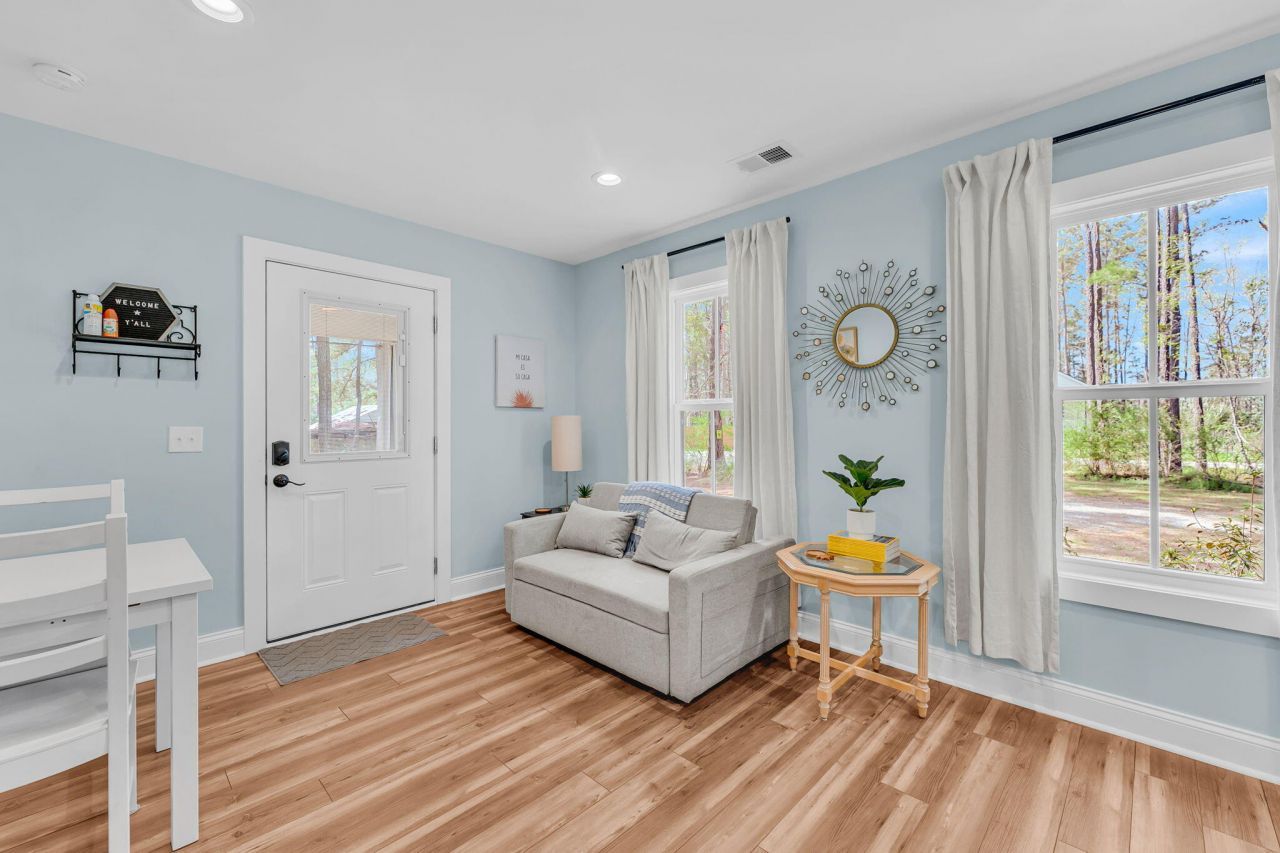 120 White Picket Lane Photo 8