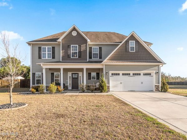 425 Whistling Heron Way, Swansboro, NC 28584