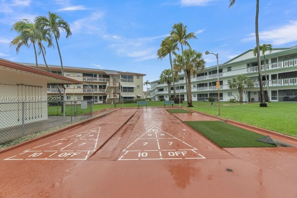 5300 Washington St , Unit J218, Hollywood, FL 33021 Photo