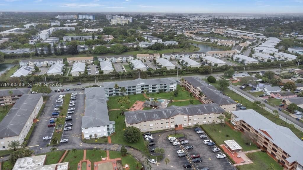 5300 Washington St , Unit J218, Hollywood, FL 33021 Photo