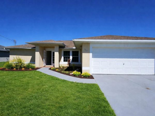 3012 40TH STREET SW, LEHIGH ACRES, FL 33976