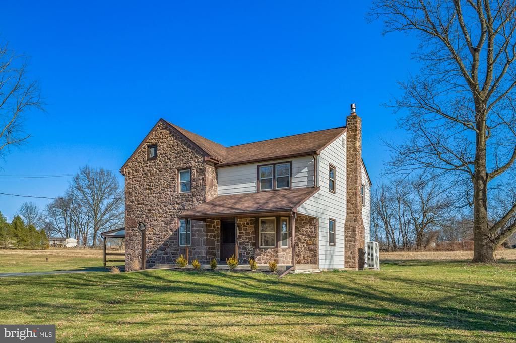 527 BETHEL CHURCH ROAD , SPRING CITY, PA 19475