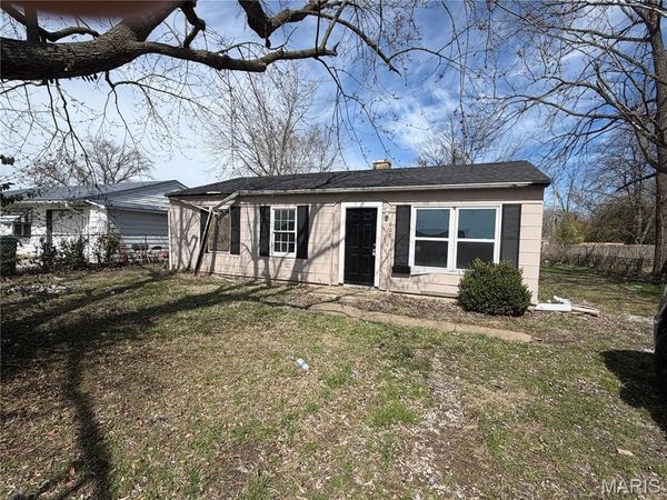 607 Saint Monica Drive, Cahokia, IL 62206