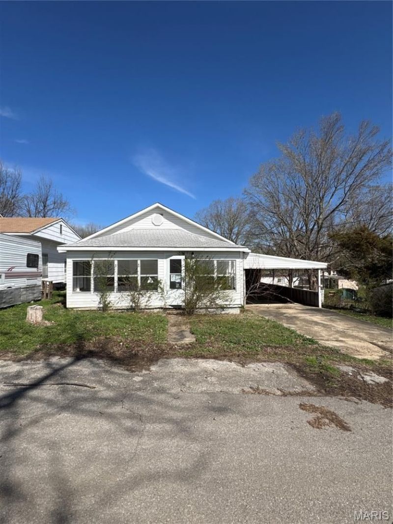 255 W Reed Avenue, Puxico, MO 63960 Main Photo