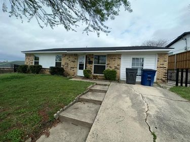 755 Botany Bay Drive, Dallas, TX 75211