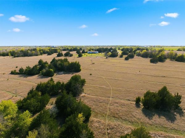 196 County Road 144 , Riesel, TX 76682