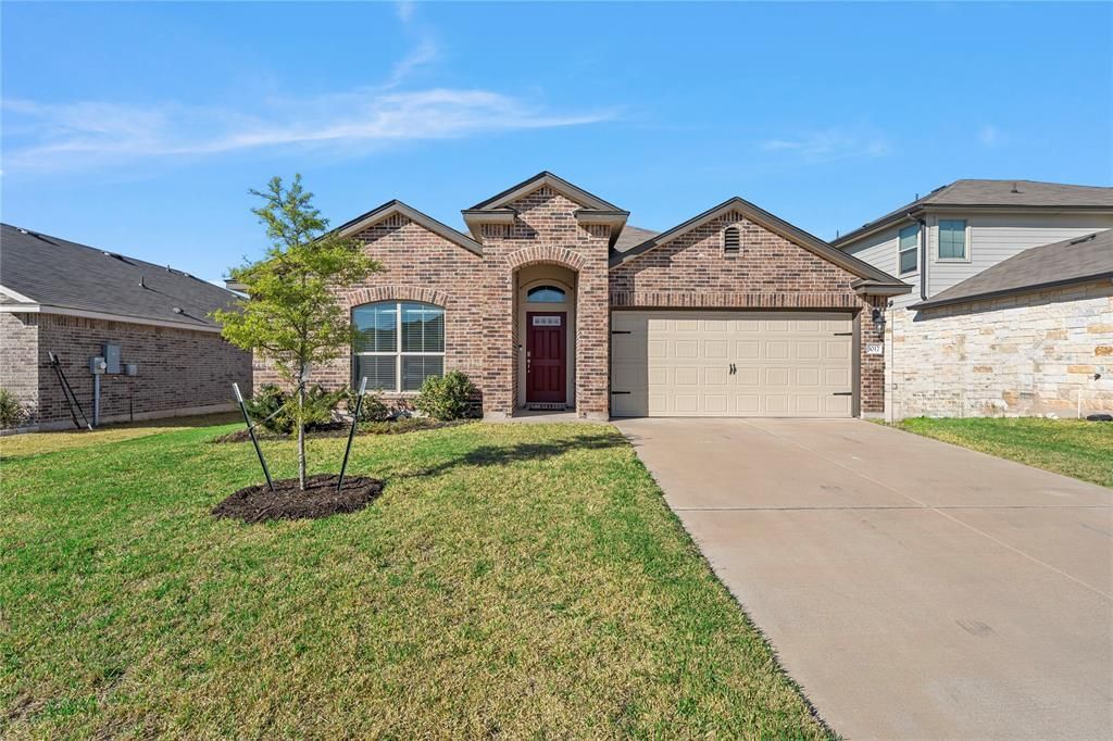 3017 Risinger Road, Waco, TX 76655 Main Photo