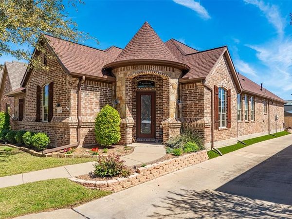 7420 Park Place Drive, North Richland Hills, TX 76182
