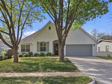 5849 Dennis Avenue, Fort Worth, TX 76114