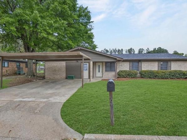 123 Carroll Drive , Athens, TX 75752