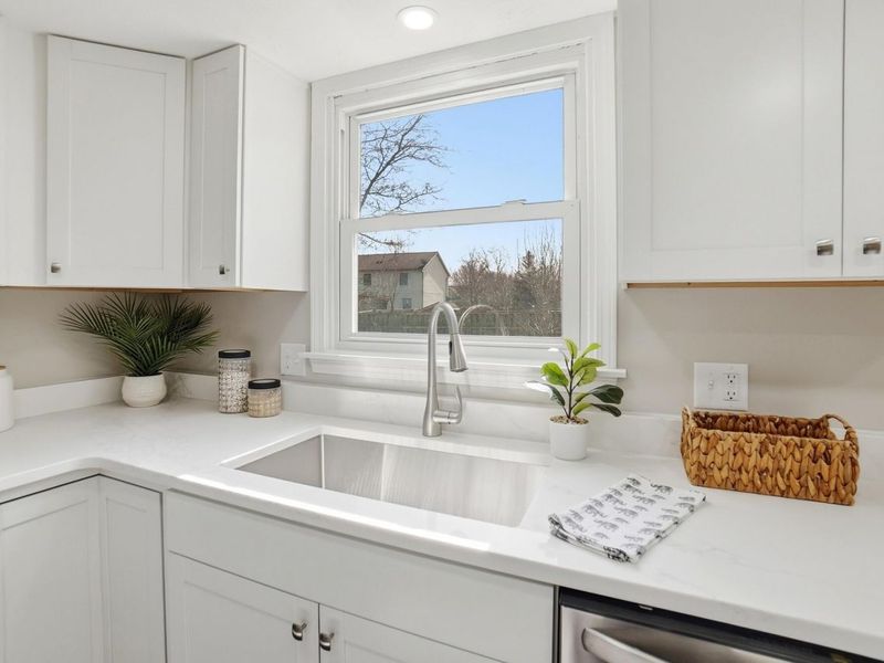 1985 Fox, Troy, OH 45373 Photo 17